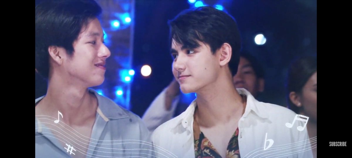 RossAgbay's tweet photo. The way you look at each other. Im so happy @FThanatsarun @Drake_Laedeke my PhukongMil heart is happy.
#frankthanatsaran #phukong #phukongmil https://t.co/47k0EjPkxf
