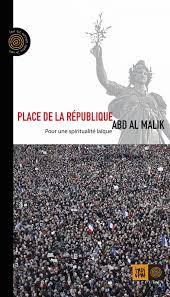 18/ Marketé comme républicain, le rappeur  @AbdAlMalikMusic jugeait pourtant dans son livre que Charlie "a contribué à la progression de l'islamophobie, et du racisme". Pourquoi l'invite-t-on aux hommages pour les victimes du terrorisme?  https://charliehebdo.fr/2020/03/politique/on-ne-se-leve-pas-et-on-ne-se-casse-pas/