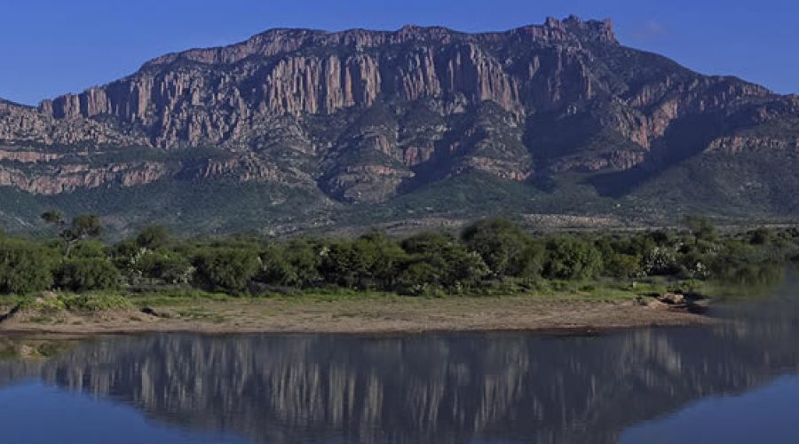 axis_ingenieria's tweet photo. Un día como hoy pero del 22 de Septiembre del 1936  el parque Nacional Gogorrón destaca por sus acantilados con abundantes monolitos https://t.co/KxM41jjqsG ubica en el municipio de Villa de Reyes en San Luis Potosí. #SanLuisPotosi #vivemexico #AXIS #AxisIMA https://t.co/iC7XdDzCrw