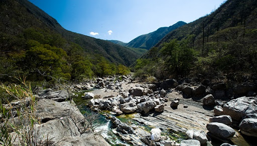axis_ingenieria's tweet photo. Un día como hoy pero del 22 de Septiembre del 1936  el parque Nacional Gogorrón destaca por sus acantilados con abundantes monolitos https://t.co/KxM41jjqsG ubica en el municipio de Villa de Reyes en San Luis Potosí. #SanLuisPotosi #vivemexico #AXIS #AxisIMA https://t.co/iC7XdDzCrw