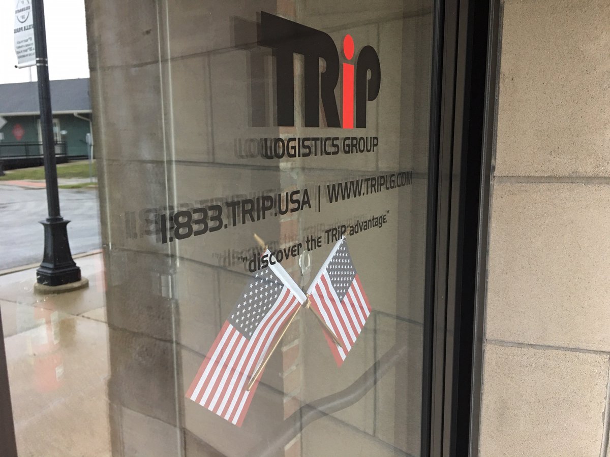 TRIP_LG's tweet photo. America has not forgotten 9/11 ..... https://t.co/wzcTe7pXdm