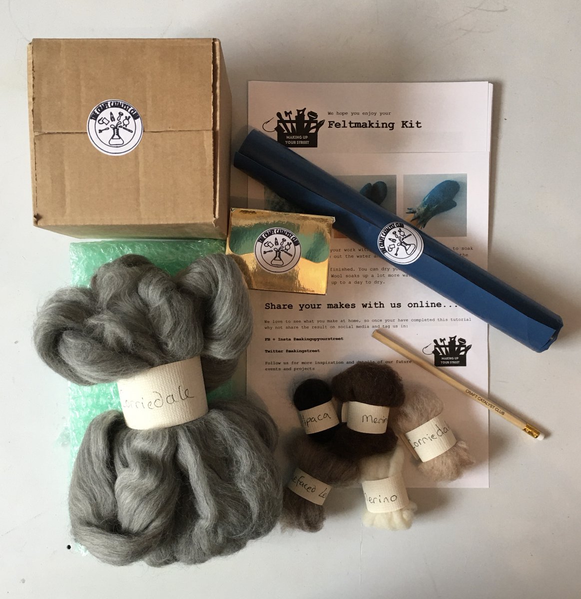 annabruder's tweet photo. Our friends at @TransportedArt have created "Craft Catalyst Club" as part of @MakingStreet - a wonderful opportunity for people who live in Boston &amp; South Holland. For more info please click here...  https://t.co/VGzGmn1rrg https://t.co/yJ0XADHBUd