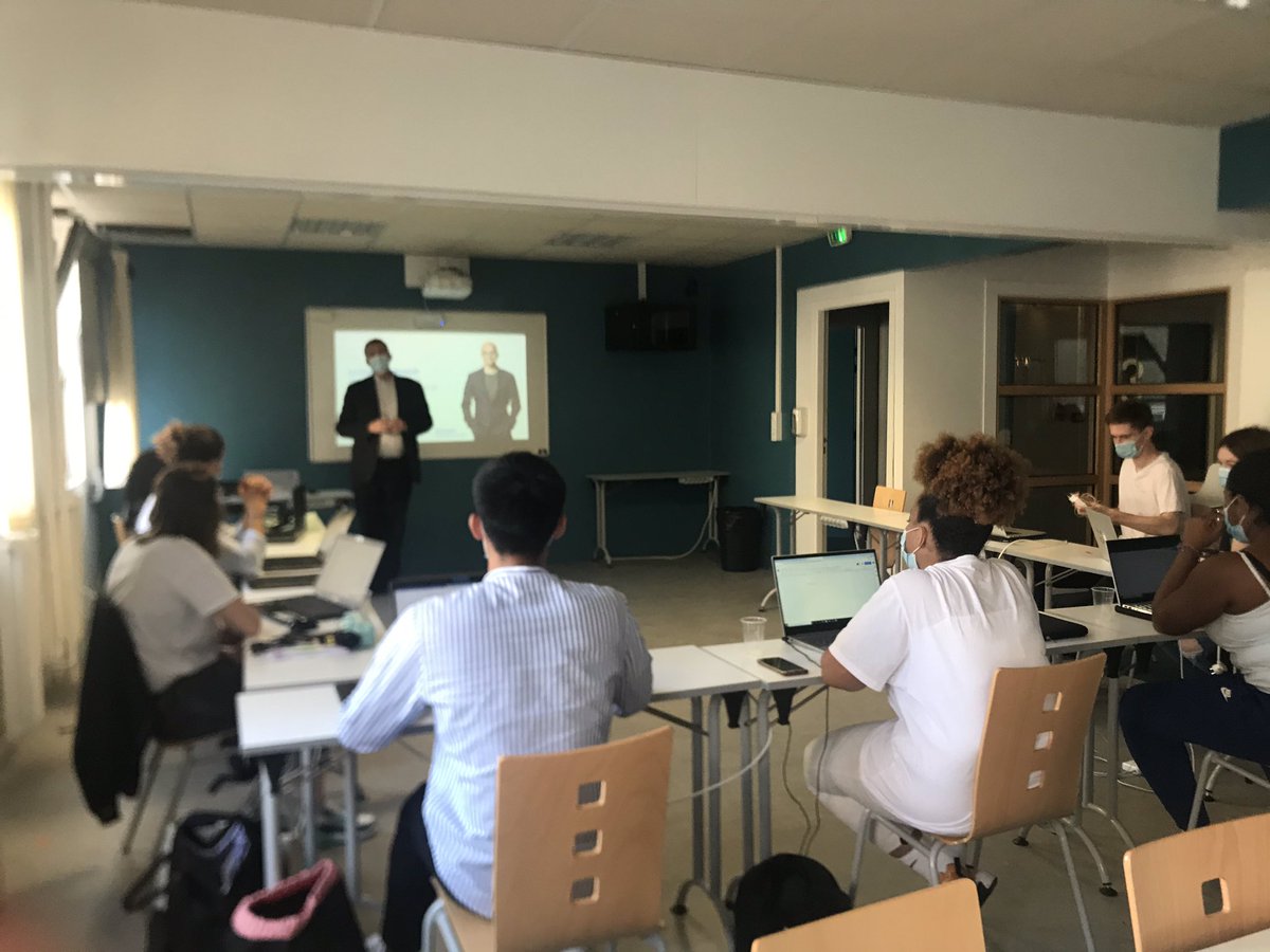EpitechDigital's tweet photo. Aujourd’hui a eu lieu la rentrée de nos MBA deuxième année qui ont pu assisté par la suite à une conférence sur l’accessibilité. 😊

Une belle année scolaire à elles et à eux ! 💪

#MBA #epitechdigital #supinternet #students #backtoschool #web #Digital https://t.co/j3IjU7veHV