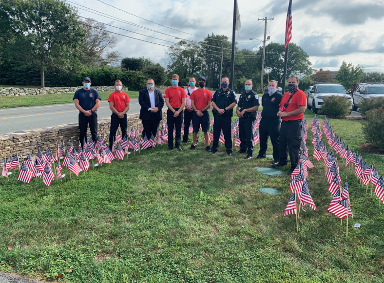 MiddletownFire's tweet photo. Today we held a flag ceremony today to honor all of those lost in the September 11 attacks. Read more about the ceremony on our website: https://t.co/hE5D4nnFPH

#NeverForget #MiddletownRemembers https://t.co/xf4P1cQEjg
