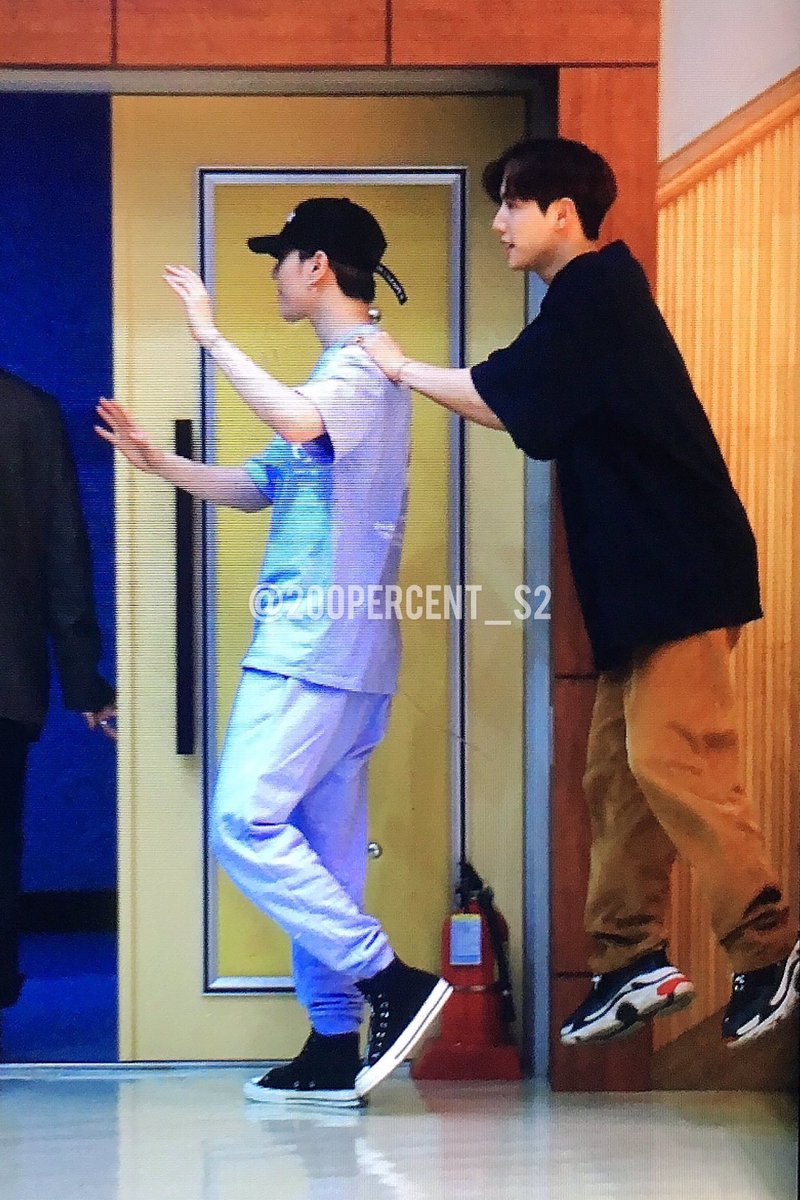 GOT7DAILYY's tweet photo. yes, we gonna fly https://t.co/wSCHGNAhXn