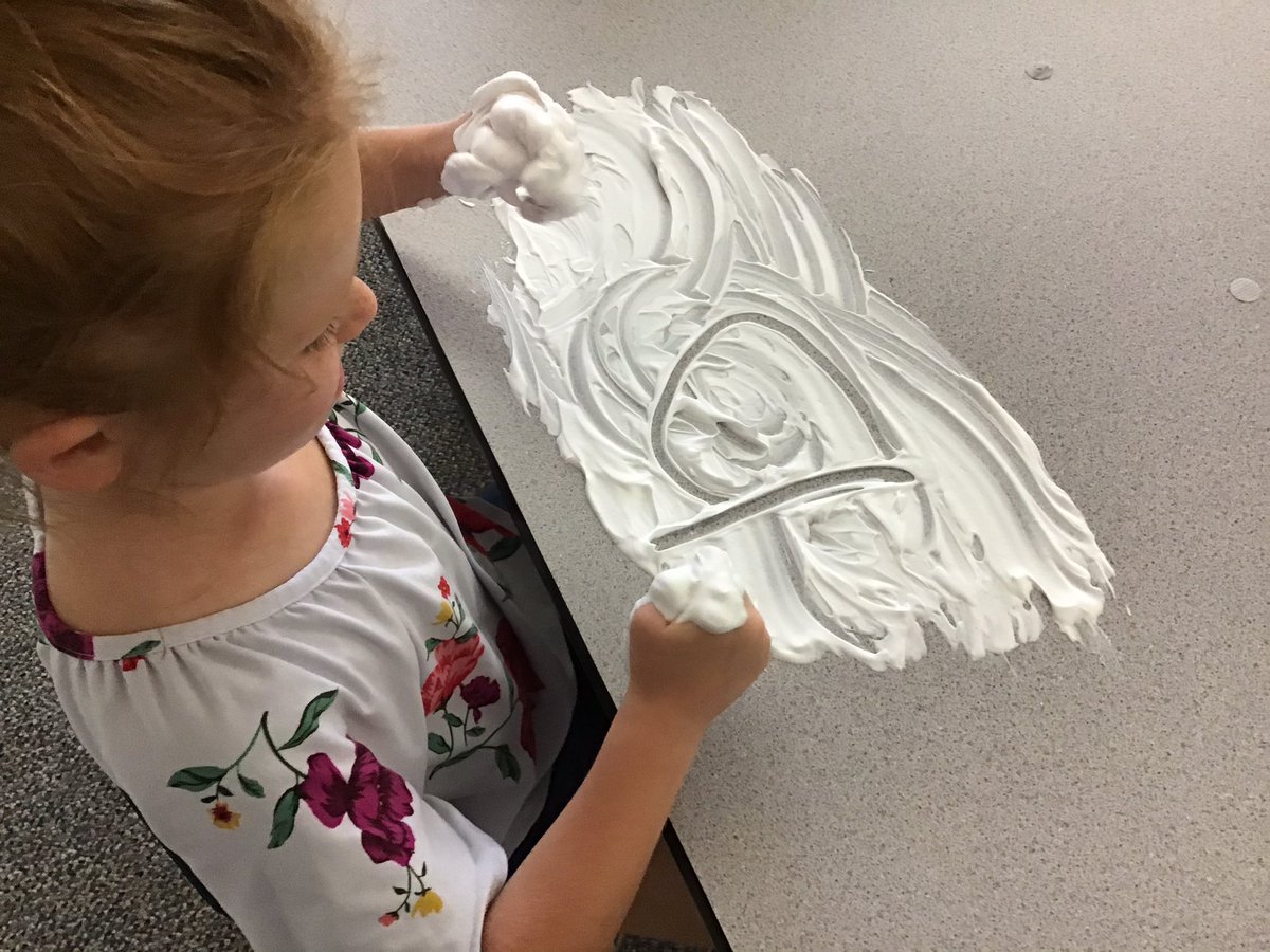MissReynoldsAC's tweet photo. We practiced writing our names, letters and word wall words in shaving cream today! It was so fun we almost forgot we were learning 🥰 https://t.co/Q16PobUqsx