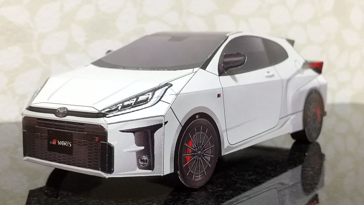 よし ペーパークラフト トヨタ Gr ヤリス トヨタカローラ姫路 さんのホームページで公開されているペーパークラフトです 新しく公開されたペーパークラフトを早速組み立ててみました 立体感のあるリアルな造形で力強いgrヤリスを再現することができ よし ペーパークラフト トヨタ Gr ヤリス トヨタカローラ姫路 さんのホームページで公開されているペーパークラフトです 新しく公開されたペーパークラフトを早速組み立ててみました 立体感のあるリアルな造形で力強いgrヤリスを再現することができ
