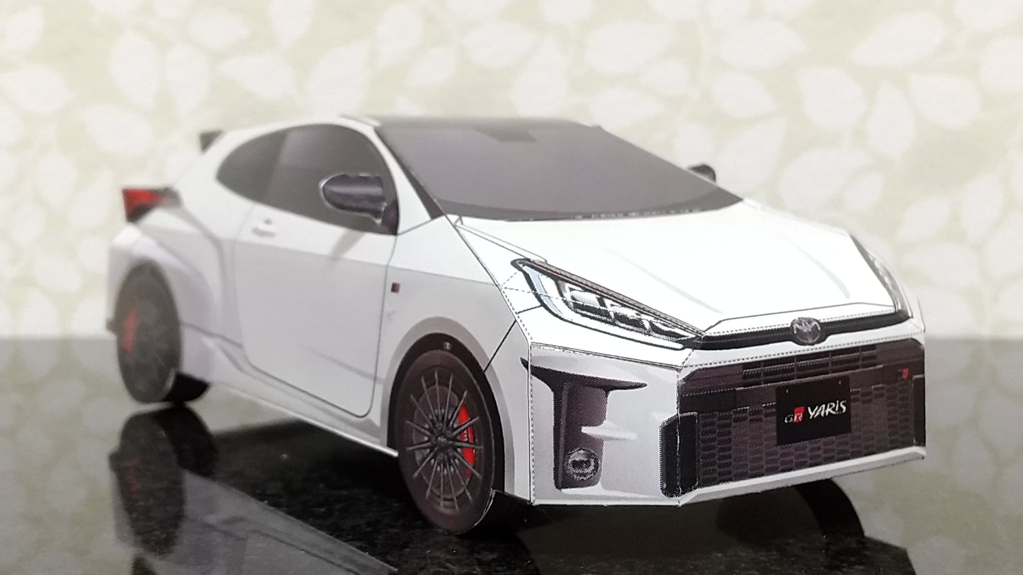 よし ペーパークラフト トヨタ Gr ヤリス トヨタカローラ姫路 さんのホームページで公開されているペーパークラフトです 新しく公開されたペーパークラフトを早速組み立ててみました 立体感のあるリアルな造形で力強いgrヤリスを よし ペーパークラフト トヨタ Gr ヤリス トヨタカローラ姫路 さんのホームページで公開されているペーパークラフトです 新しく公開されたペーパークラフトを早速組み立ててみました 立体感のあるリアルな造形で力強いgrヤリスを