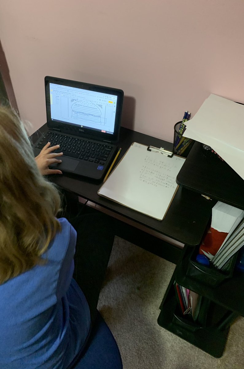 MarseeStephanie's tweet photo. Working hard on her Independent assignments.  #HuskyPride @HayesHuskies @MsMalinczak https://t.co/TKzfd1Rn8n