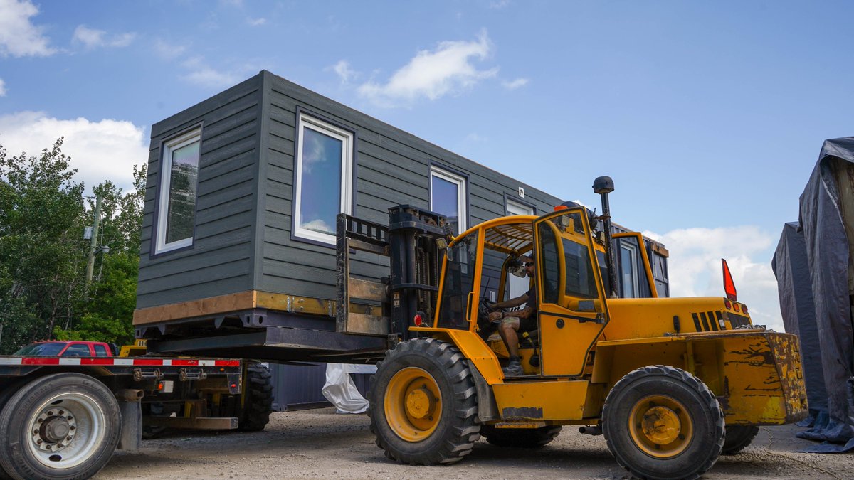 BisonModular's tweet photo. You’ve seen us open up our container homes, the route they take for delivery, &amp; what they look like on-site... but just how do we load our homes for delivery? Stay tuned... ⁣

#BuiltBisonStrong #ContainerHomes  #NorthernMB #ReadyToMove #ReadyToMoveHomes  #ShippingContainerHomes https://t.co/uXdR7GFMn8
