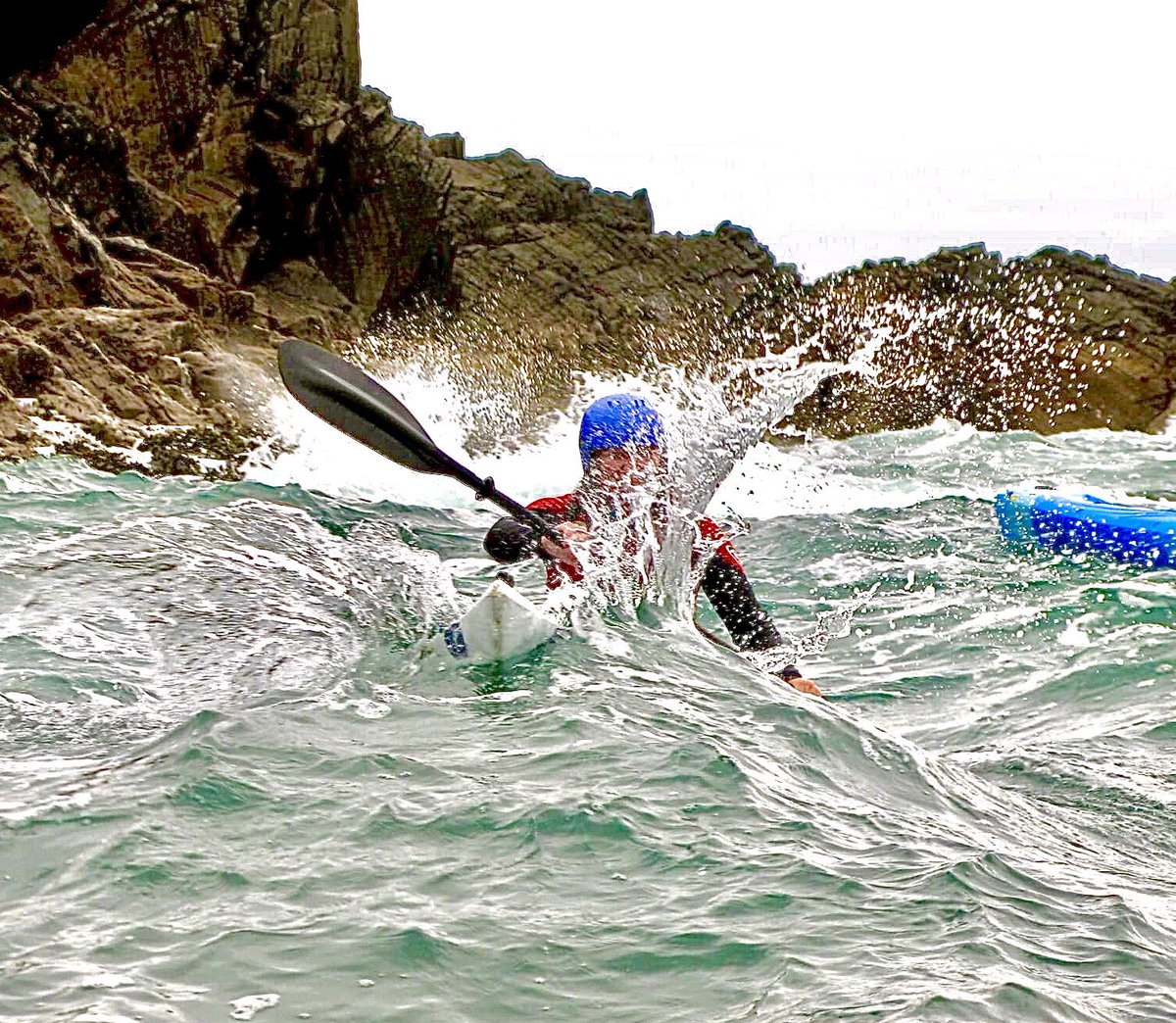 September sessions are awesome with choppy seas and warm water. <a href="/VisitPembs/">Visit Pembrokeshire 🏴󠁧󠁢󠁷󠁬󠁳󠁿</a> <a href="/WaveSportKayaks/">Wave Sport</a>