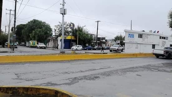 koisoul's tweet photo. Foto 1: @manolojim necesitamos que resuelvas el error de la foto.
Foto 2: Ok, ya quitamos el anuncio!!!
De verdad ya es una burla de nuestros “gobernantes”. https://t.co/78Z15QqMMQ