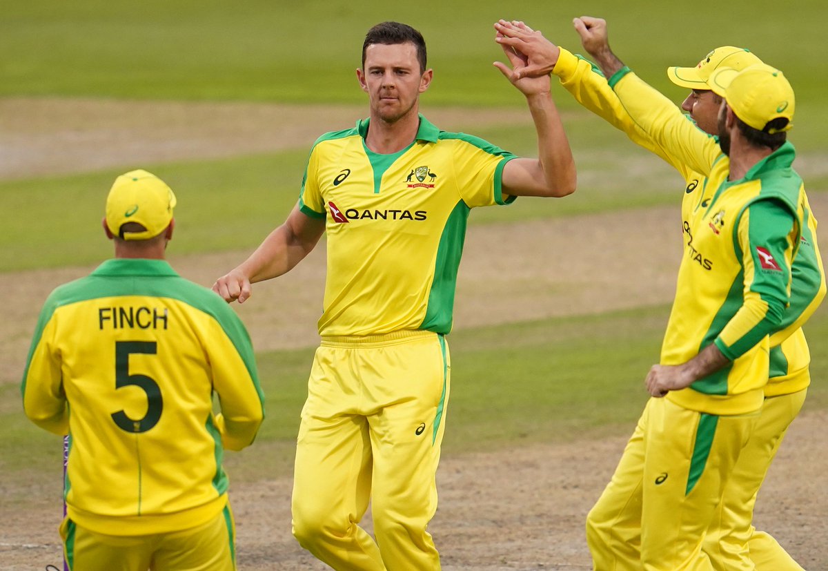 cricketcomau's tweet photo. Josh Hazlewood today 🔥

Overs: 6
Maidens: 3
Runs: 5
Wickets: 2

#ENGvAUS https://t.co/ZOLHrdnb1S