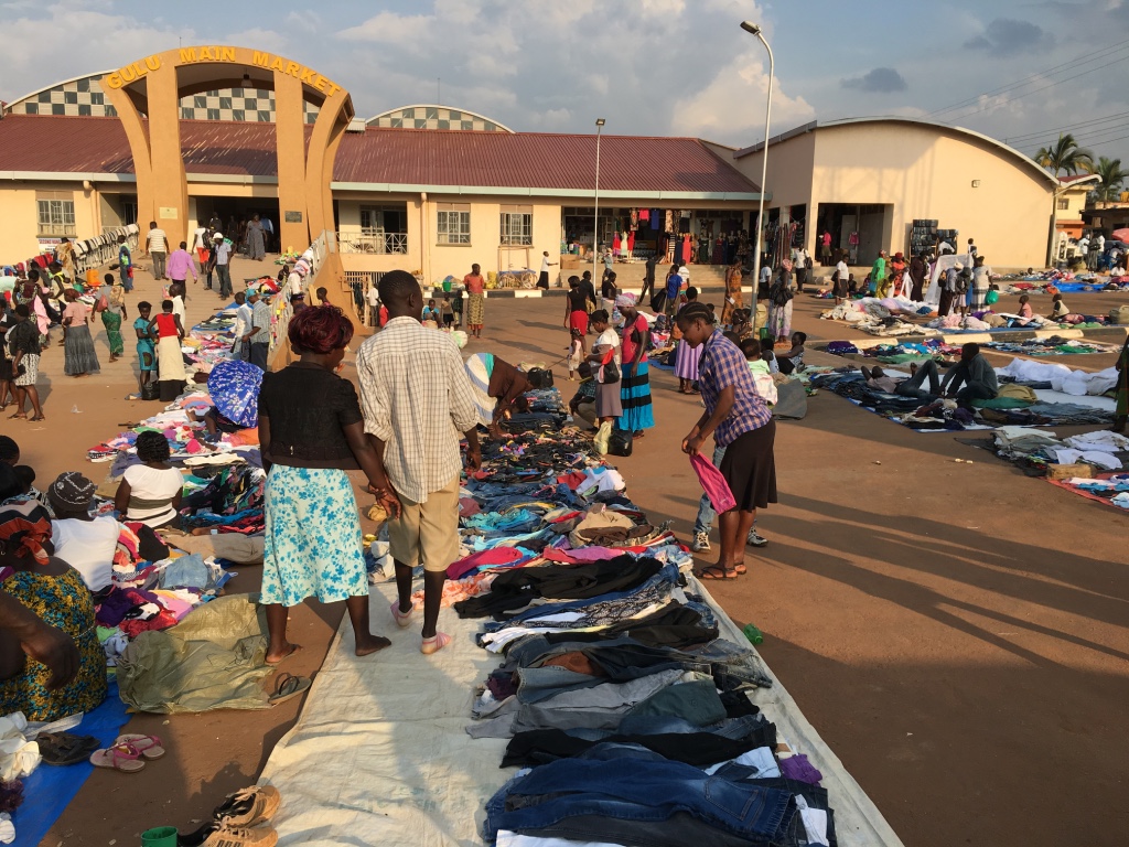 #SouthSudan | see #refugees in #Uganda 's Gulu district, especially #women want to have equal opportunities as nationals. They demand to be incorporated in any #government ’s programmes – e.g Emyooga, which was established to offer economic empowerment. crossbordernet.org/who-is-who/