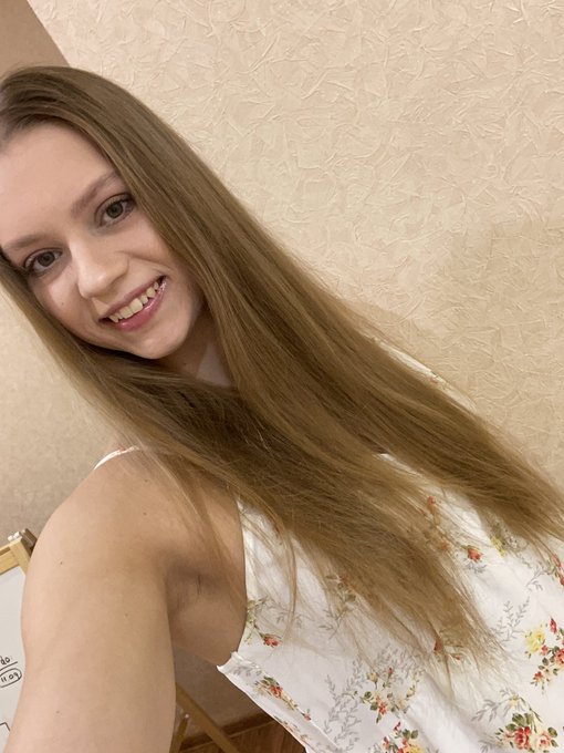 I&rsquo;ll be online in 20 minutes 🤍 new panties under shorts - make me moan and get me nacked by your tips💕<a href="/tag/snapchat"class="tags"><span>#snapchat</span></a><a href="/tag/teen"class="tags"><span>#teen</span></a><a href="/tag/gymnast"class="tags"><span>#gymnast</span></a><a href="/tag/webcam"class="tags"><span>#webcam</span></a><a href="/tag/orgasm"class="tags"><span>#orgasm</span></a><a href="/tag/flexible"class="tags"><span>#flexible</span></a>