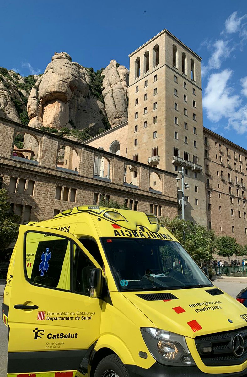 semgencat's tweet photo. 📸 Unitat terrestre que ha estat activada per un servei al Monestir de #Montserrat.
#DiadaNacionalDeCatalunya #Diada2020 https://t.co/nmxz1QVqux
