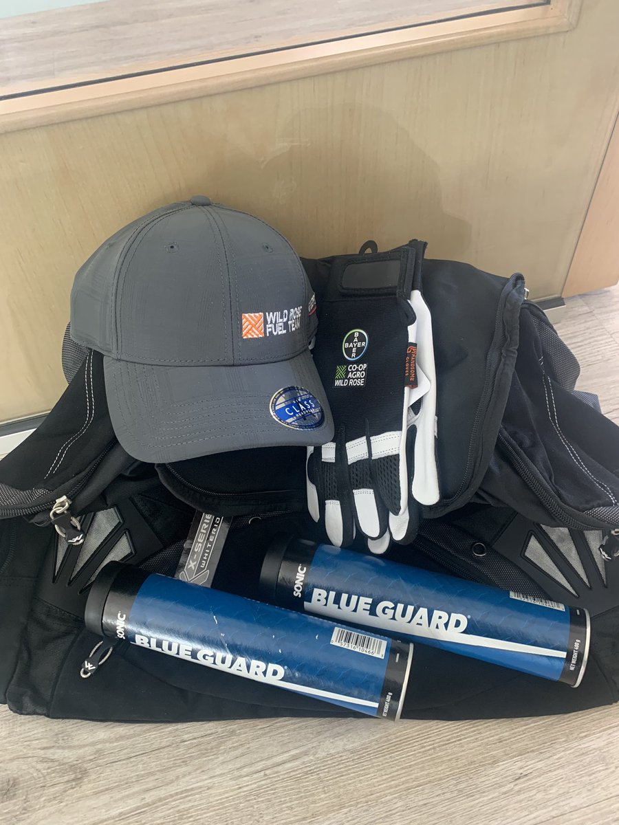 Top up with Fuel and ask about our oil sale for #harvest20  call 7803853805 for information. Retweet this and one lucky person will win this <a href="/WildRoseCoop/">Wild Rose Co-op</a> swag package.