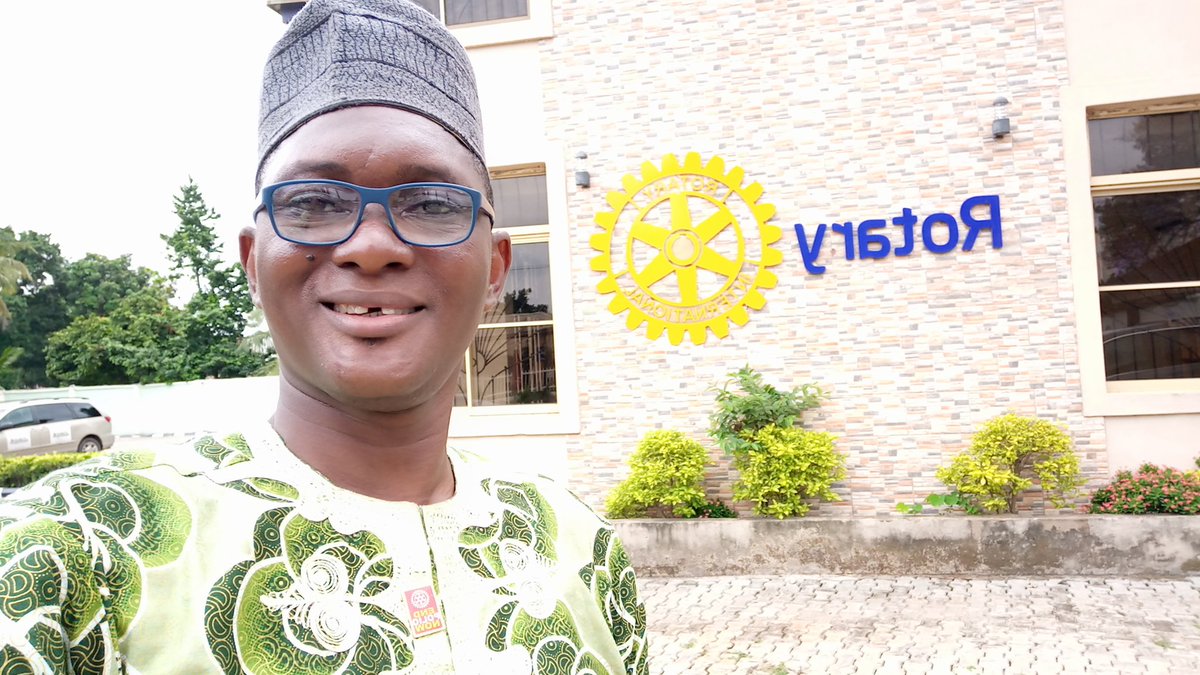 AkeemGbada's tweet photo. 11/09/2020: I attended the District 9110 Nigeria Community Service Committee as a member at the Rotary Centre which doubles as Rotary Africa Regional Office located at Ikeja, Lagos, Nigeria
Am MAD (Making A Difference)
#RotaryOpensOpportunities #serviceaboveself #hrmaag #d9110 https://t.co/z86vW8LJno