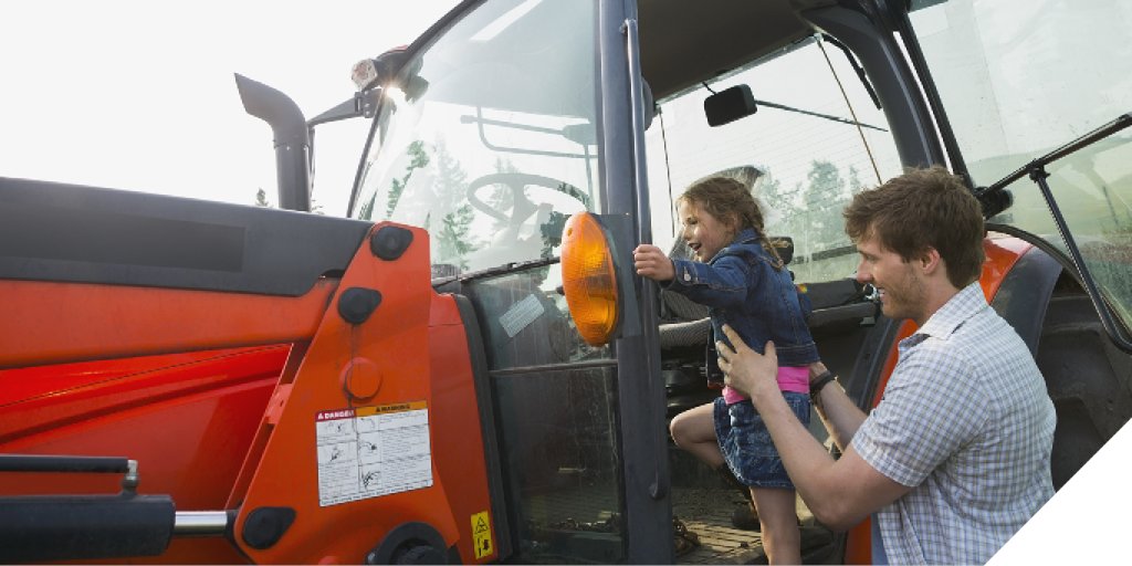 CortevaCA's tweet photo. Harvest is in full swing (or soon to be)! We want to see who's your cab buddy this year. Reply with your photos of your cab buddy (including those furry 4-legged ones!)! #CdnAg https://t.co/w6zLcKDFI8