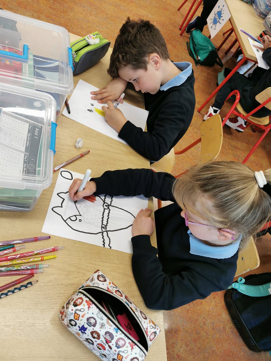 MsKane1stclass's tweet photo. Owl drawings @ArtforKidsHub https://t.co/Mi1HctODgQ