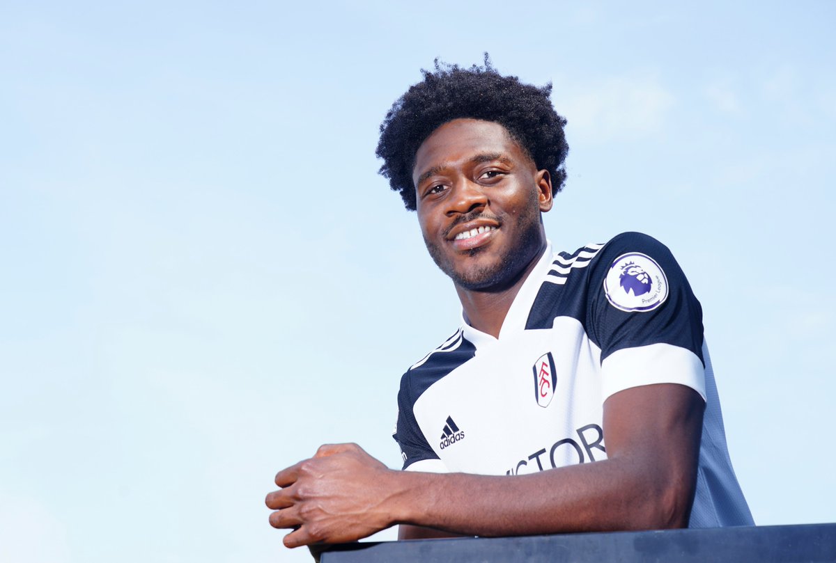 FulhamFC's tweet photo. He's back on familiar soil! 😁

#OlaIn https://t.co/EwvVtxeGUd