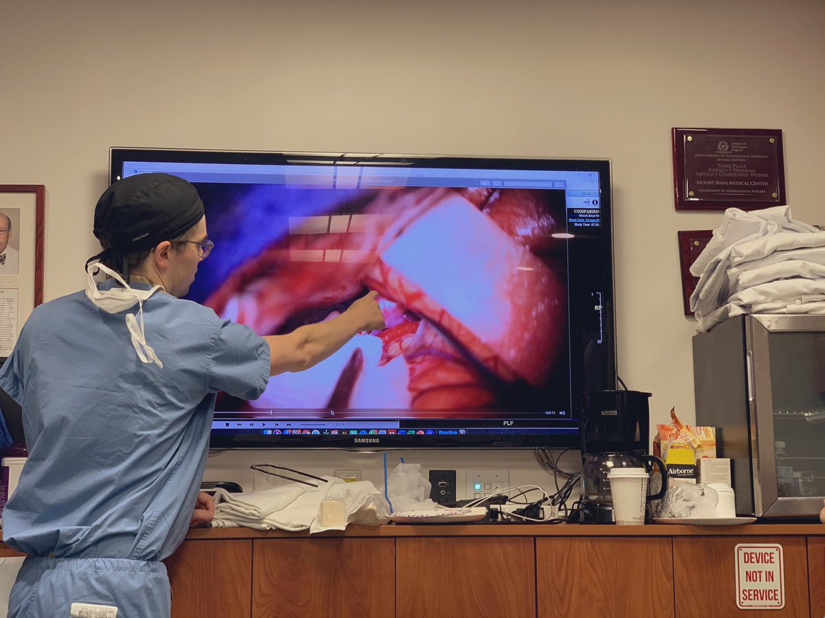Halima Tabani (@hali_tab) on Twitter photo Starting the day with learning about vascular anatomy and techniques for clipping aneurysms with this beautiful case illustration by <a href="/Dr_Yaeger/">Kurt Yaeger</a>
#FunFridays #Neurosurgery #neurosurgeryresidency #aneurysmclipping #aneurysm #cerebrovascular #internlife Starting the day with learning about vascular anatomy and techniques for clipping aneurysms with this beautiful case illustration by <a href="/Dr_Yaeger/">Kurt Yaeger</a>
#FunFridays #Neurosurgery #neurosurgeryresidency #aneurysmclipping #aneurysm #cerebrovascular #internlife