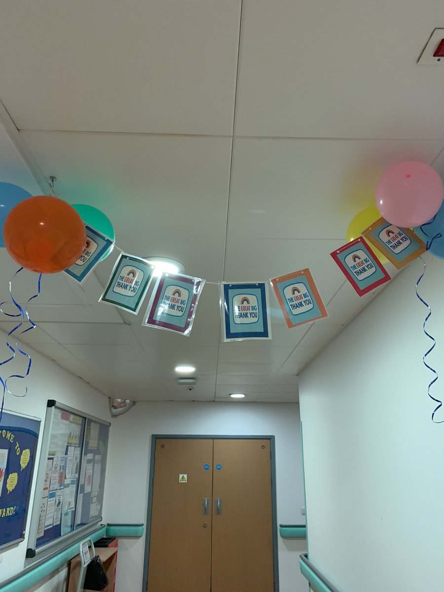 kerryroberts26's tweet photo. Hague &amp; summers have both be busy today saying #AGreatbigthankyou to all patients and staff,we had fun and dings with the jolly trolley and we had a minutes silencers 12 to remember everyone we lost to #covid19. https://t.co/XUpHvVbRO3