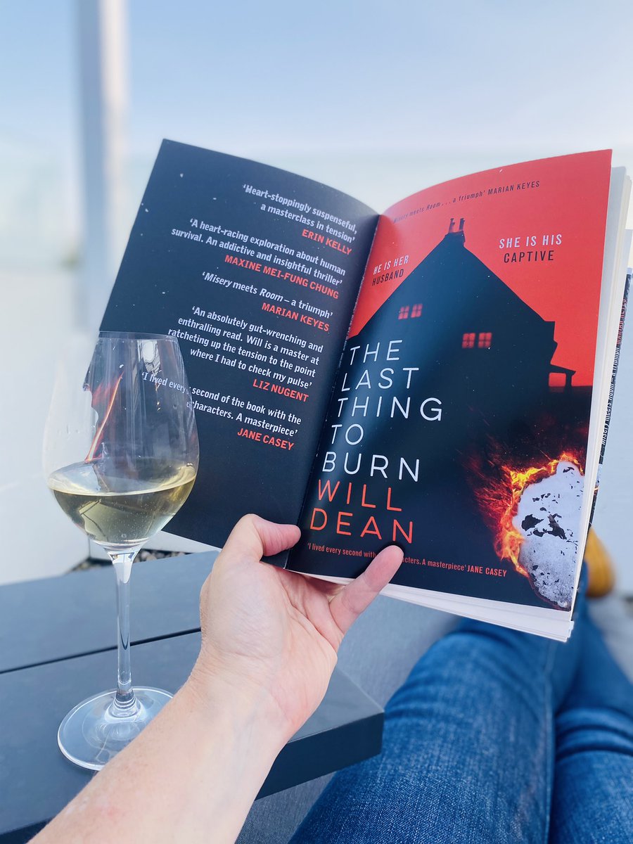 Well, that’s my evening sorted. I’m hooked 10 pages into @willrdean’s 1st standalone #TheLastThingToBurn . Very different feel to his earlier work. Darker. Definitely darker. Published by Hodder Jan 2021.