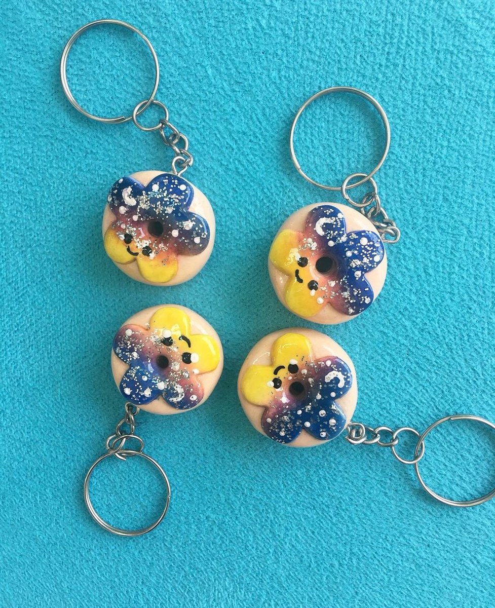 BonnyCreative's tweet photo. #Kawaii Donut💞💫
https://t.co/UIEBzwoS1K
#polimerkil #PolymerClay https://t.co/mhgeIf7FWD