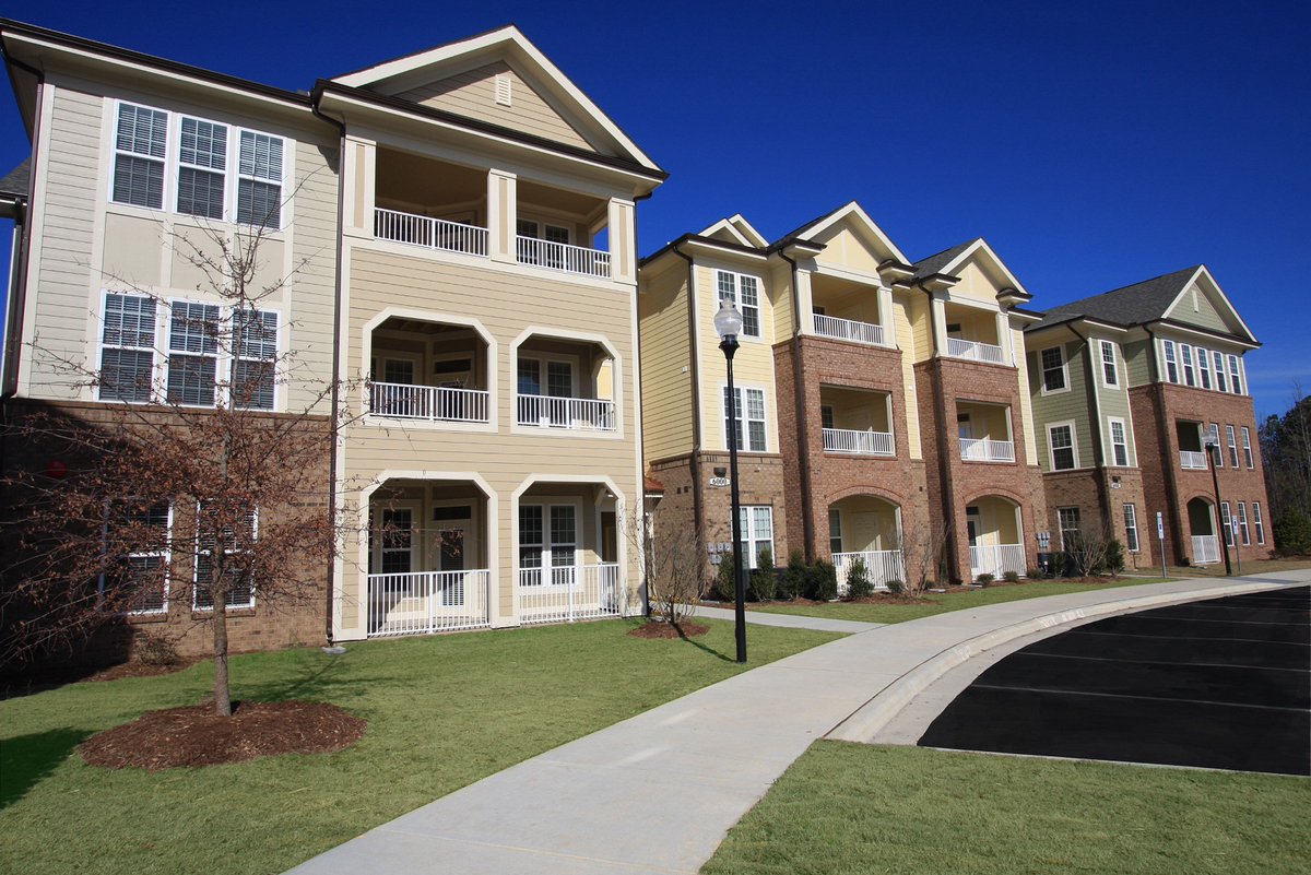 ErikHatch2's tweet photo. Are you searching for tips on how to create passive income with real estate investing?

Now is the perfect time to invest in real estate, especially if you want to avoid continued stock market losses and place yourself in a position where you can https://t.co/OlWScptdf2 https://t.co/2VDdRepBt9