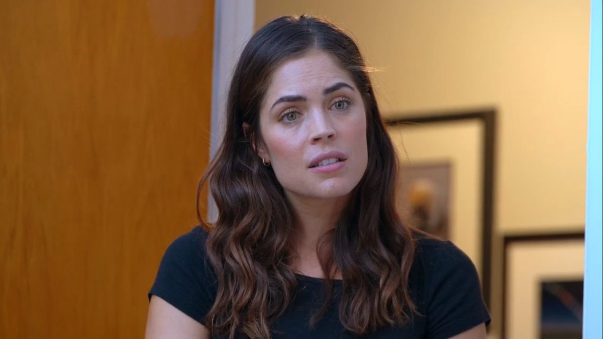 Kelly Thiebaud is a person who exists. Good job existing, Kelly!  #SheBlockedMeIn2015WhenSheWasWith7BC  #GH