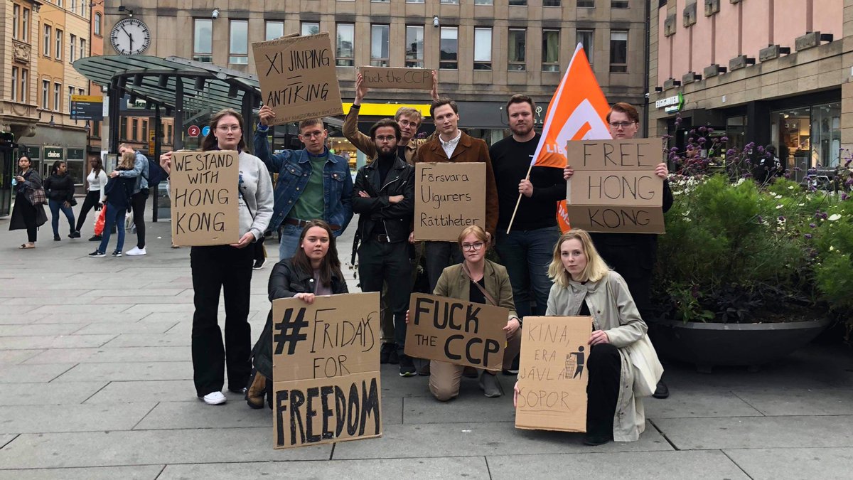 Today we demonstrated against the Chinese oppression of Hong Kong! The people of Hong Kong deserves peace, human rights and democracy! #fridaysforfreedom #hongkongisnotchina #fucktheCCP