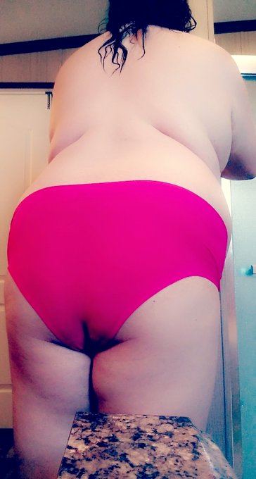 Watch Dollface's leaked NSFW photo on TwXstars