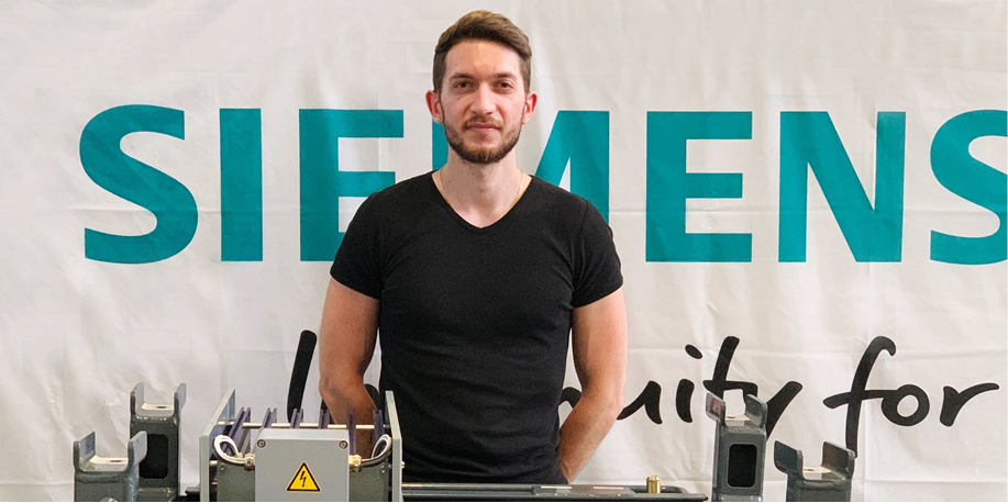 Vous connaissez notre #métro automatique Val. Mais <a href="/SiemensMobility/">Siemens Mobility</a> à #Toulouse, ce sont aussi 80 collaborateurs dédiés au service clients. Nos équipes gèrent la #maintenance des systèmes Val partout dans le monde. Des métiers de + en + digitalisés. #availability #infrastructure