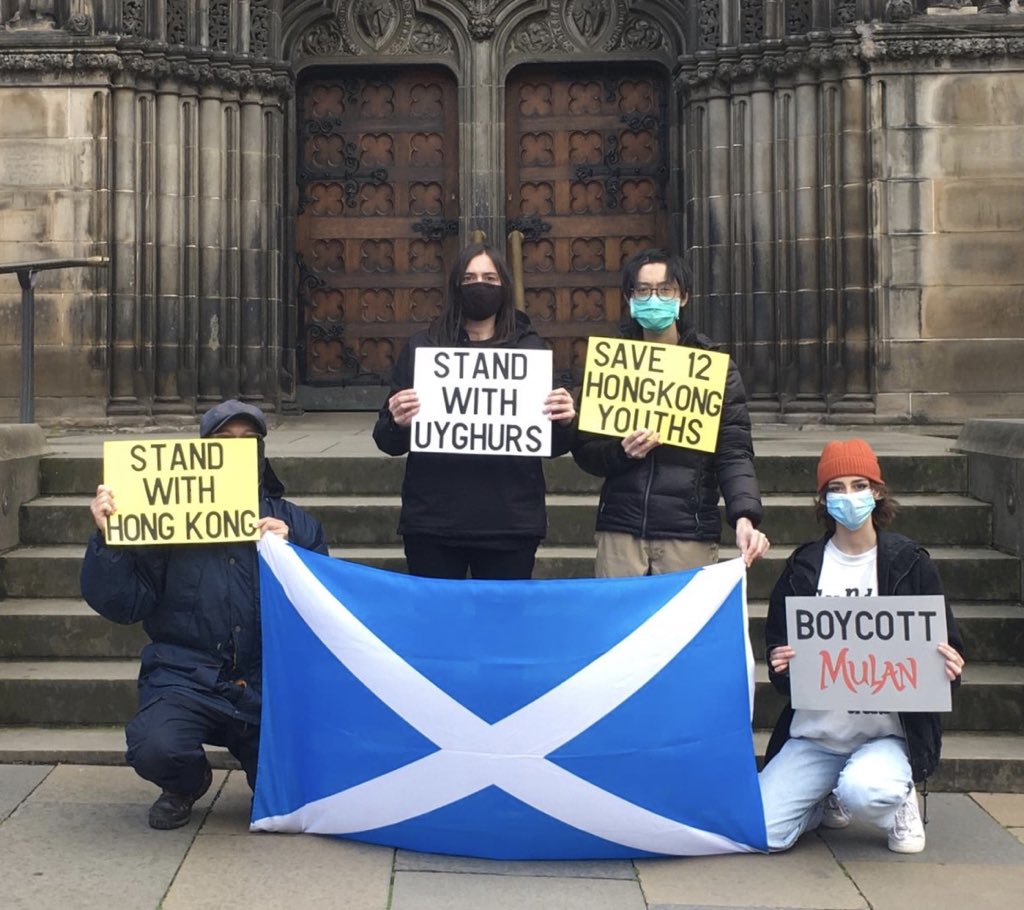 LyndseyNo1's tweet photo. The Free World must unite and speak out for those whose liberties &amp; human rights are being denied.

“We are stronger together than we are alone”

#FridaysForFreedom in #Edinburgh 
#save12hkyouths #StandWithHongKong 
#StandWithUyghurs 
#BoycottMulan https://t.co/Q7xXWPL98T