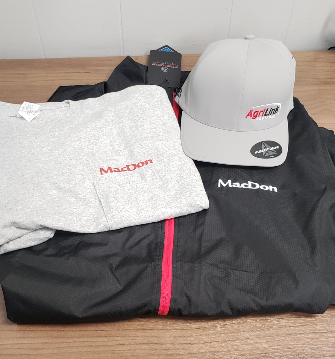 We may be late to the game, but  lets make someone’s day, with some free stuff.

Make sure you follow <a href="/AgriLinkEquip/">AgriLink Equipment</a>, 'like' this post, then comment below with a picture of your <a href="/MacDon/">MacDon Industries</a> in use. The MacDon logo must be clearly visible in the picture.