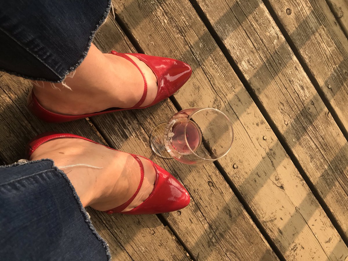 Hello Grenache! I felt like I drank a field of flowers and it was amazing. <a href="/ForgeronCellars/">Forgeron Cellars</a> @WA_WINE_BLOG #wine