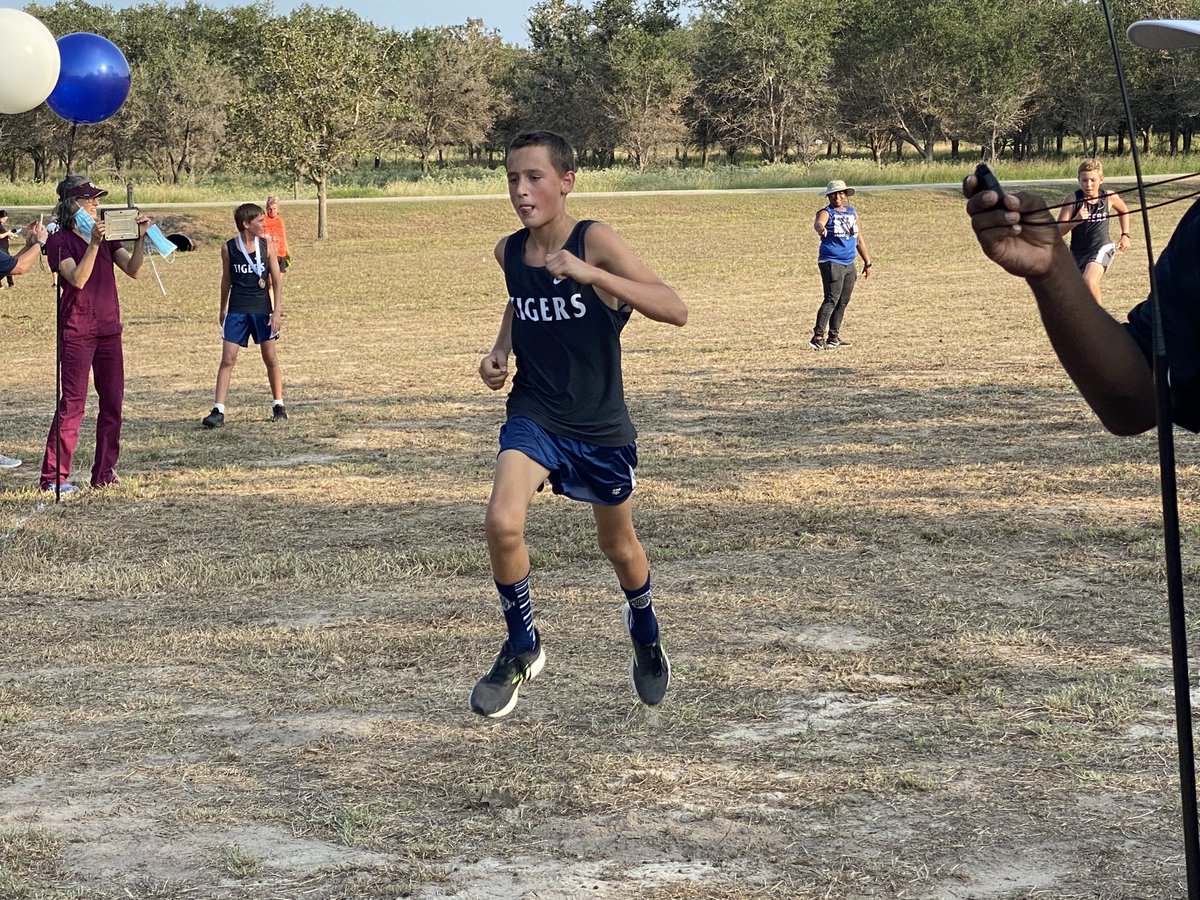 Goliad Middle School tweet media