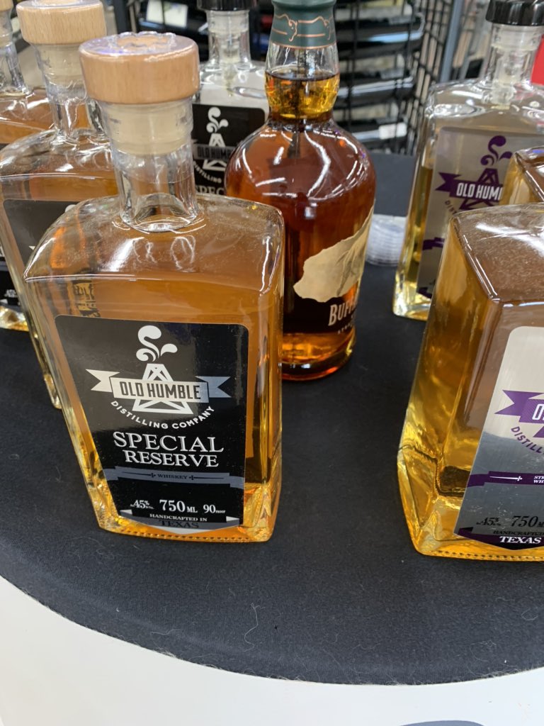 Old_Humble's tweet image. I don’t even charge a restock fee when you make good choices! I happily #putback that generic Kentucky whiskey when you #upgradeyourwhiskey. Come see me while supplies last up here at the Porter Specs!!