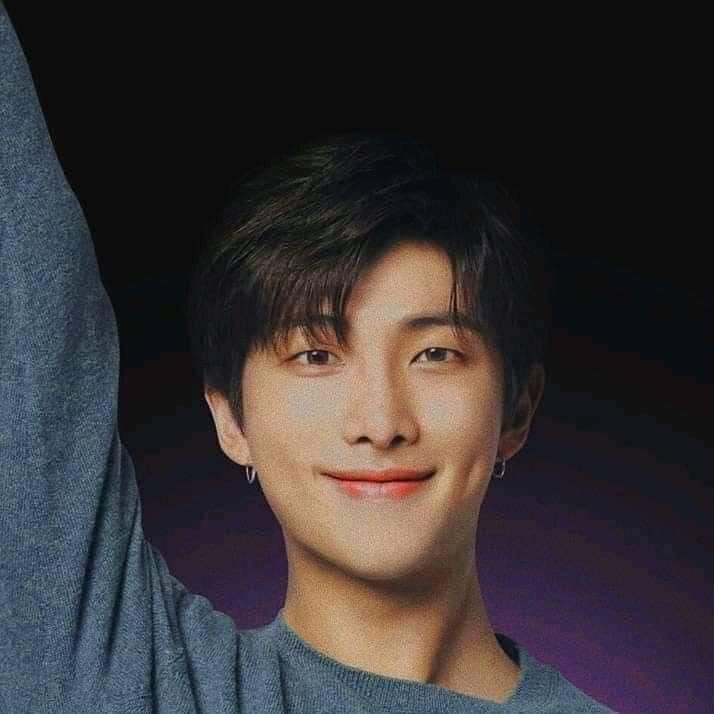 Mac_Min10's tweet photo. @BTS_twt @BTS_twt_KnJoon
생일 축하 Namjoonie 💜,생일 축하해, 사랑해 💜🐨, BTS 최고의 리더가되어 줘서 고마워 https://t.co/Mm8C10Ur5j