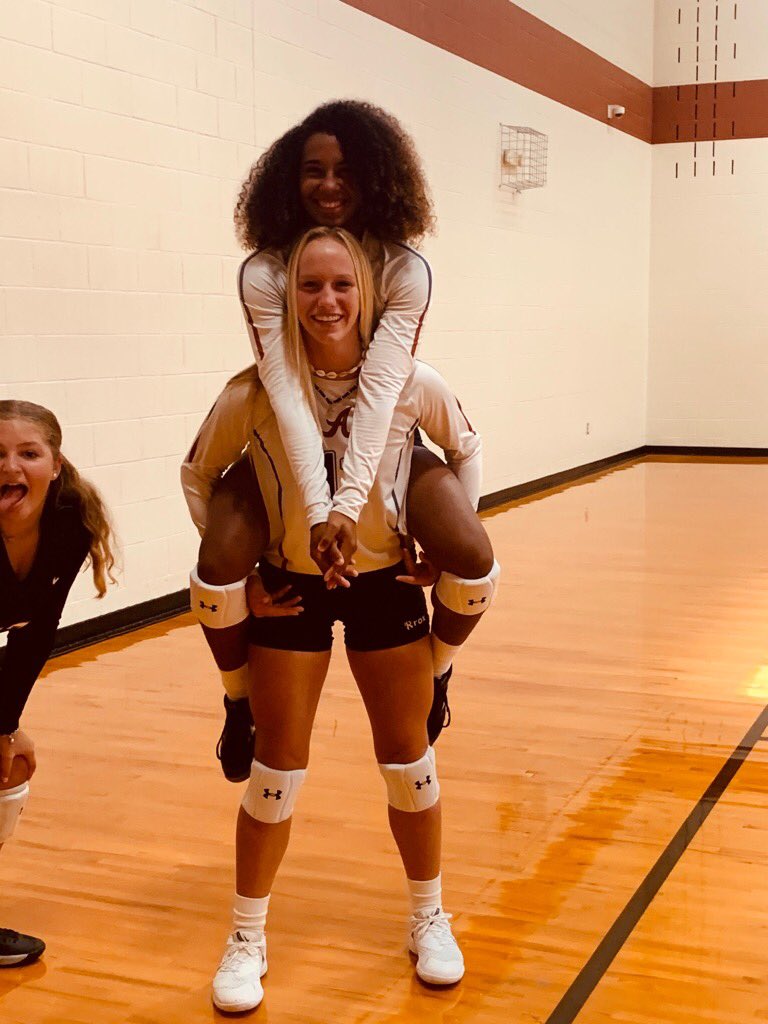 Taylor (@its_taylor_raye) | Twitter