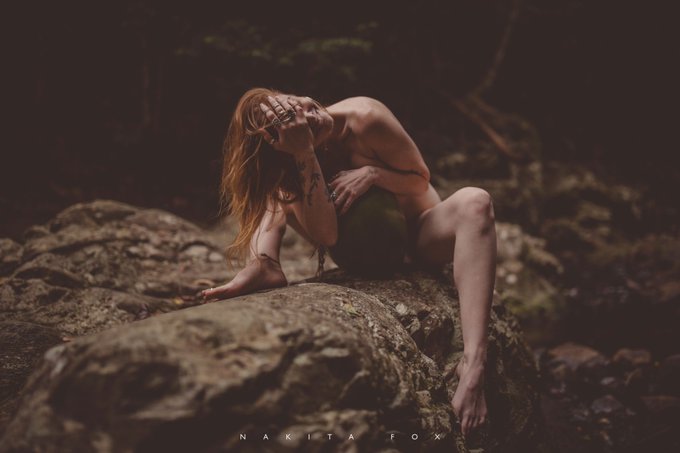 Just got reminded of this day when I took photos of Jungle Gypsy 🍉 https://t.co/MHNpKFBqtq<a href="/tag/apclips"class="tags"><span>#apclips</span></a>