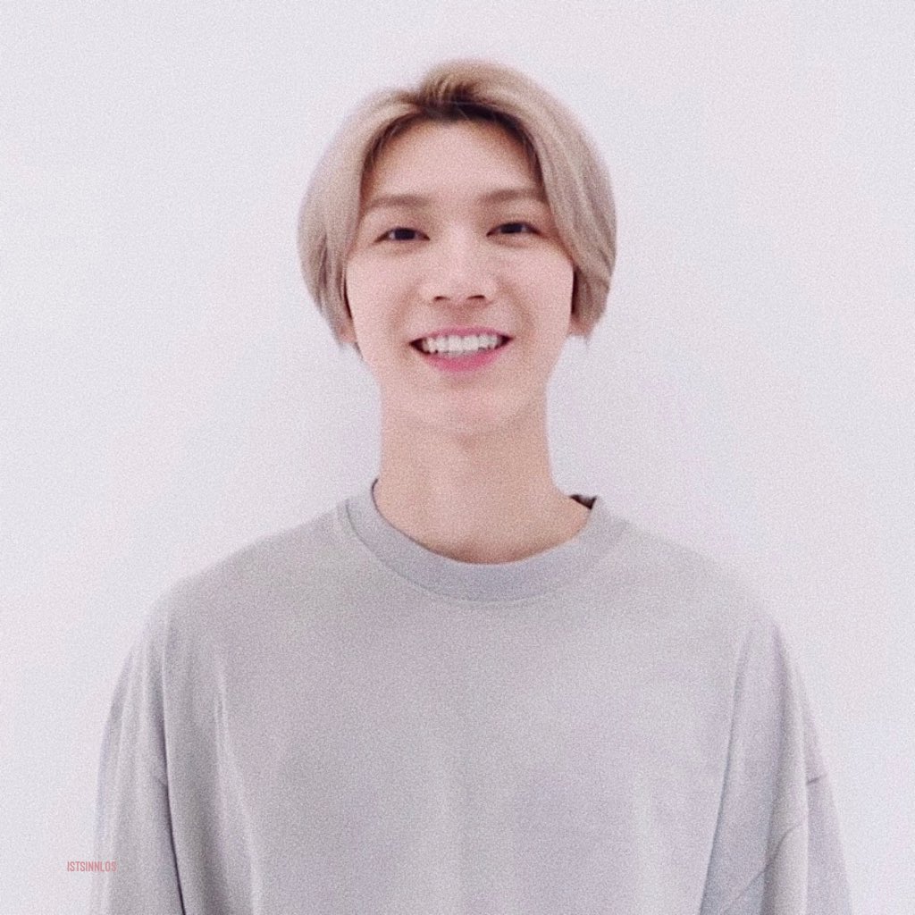 slimmingty's tweet photo. #WeLoveYouTen gangerti kamu kenapa sabaaaaaaar banget..... ke fans gapernah ngeluh, selalu nampilin yg terbaik, selalu brusaha buat nampilin "everything will be alright". Jangan, jangan prnah bilang maaf ke kita kalo bukan salah km Ten :" kita marah, tpi jelas bukan sama kamu :" https://t.co/f2ziDdJBJe