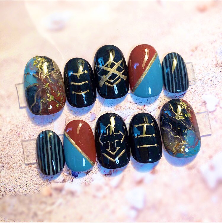 Mog Nail ネイルチップ販売 Chronoir クロノワール にじさんじ 叶 葛葉 チップ ショートオーバル 親指別ver追加 現在 こちらのオプションは 私から提案があった場合のみのオプションです イメージネイル ネイルチップ モチーフ