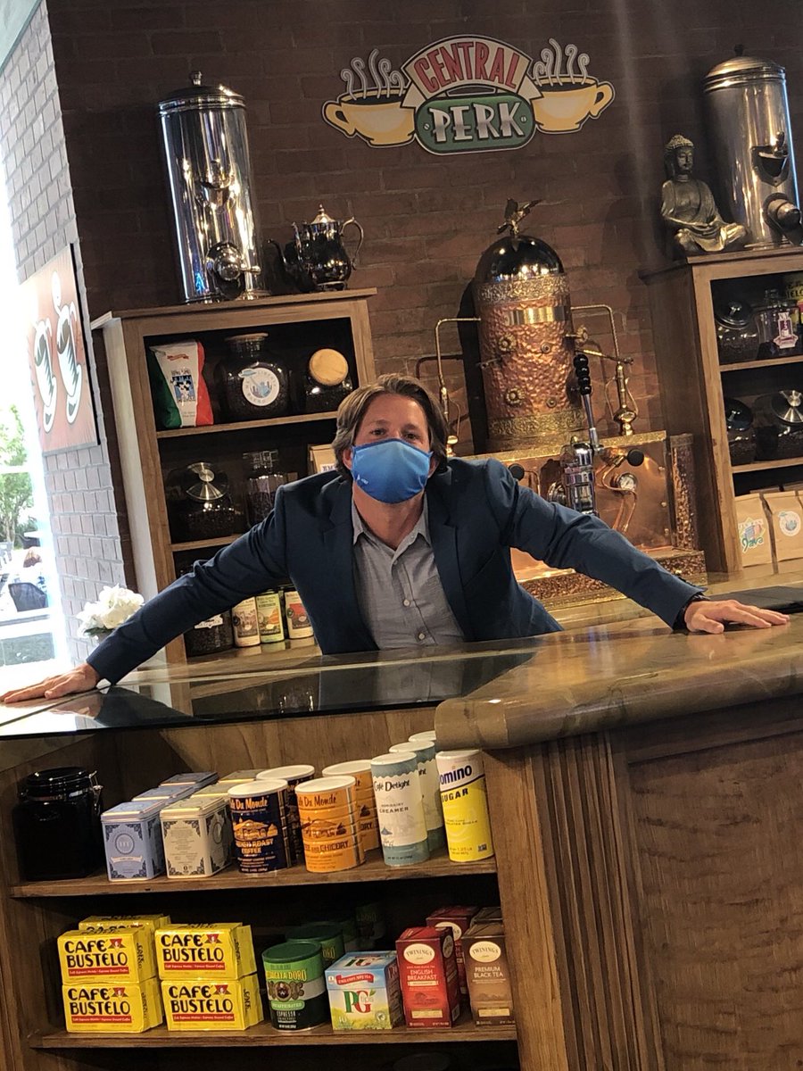 hannahcoit's tweet photo. WOW!! Just went to the @ATTDistrict and visited the #attexperiencestore Blown away!! You have to see it to believe it!
@ejinthebay @clintonbrowertx Thank you for having us @NTX_AprilR https://t.co/tn3n2q0vxe