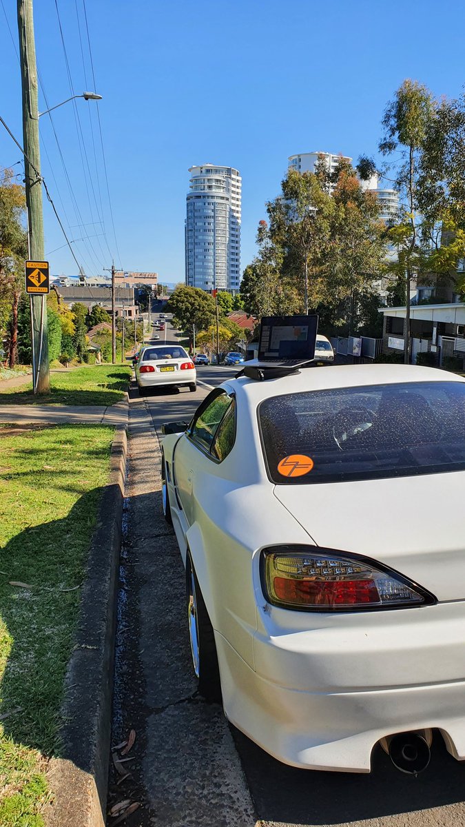 Patiently waiting for my #VMworld #ISNS2315D demo to upload. Had to drive to somewhere with good 4G reception as my NBN connection dropped out 40mins before the deadline.