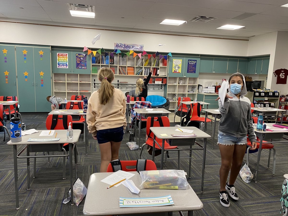 MrsNelsonCVSD's tweet photo. On a Friday, the best way to learn about prepositional phrases is by throwing paper airplanes around the classroom and ....at your teacher. https://t.co/XOI8NFAzUg