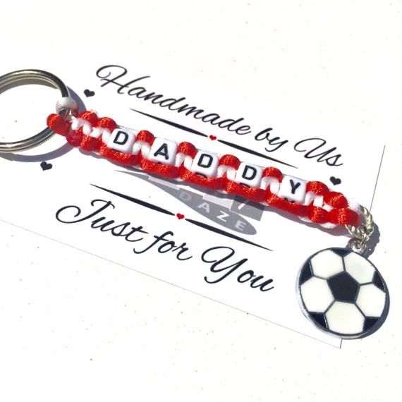 sunnydazestudio's tweet image. Football Bag Tag etsy.me/3ihTPEv #namekeyring  #namekeychain #bagtag #football #soccer #customnames #personalisedgifts #bestofetsy #etsyelite #etsyfavorites #etsyfind #etsygifts #etsylove #etsymaker #handmadejewellery #footballteam #footballgifts