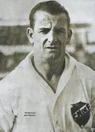 CNdeFhistoria's tweet photo. José Nasazzi es el único capitán tricampeón del mundo de selecciones en toda la historia del fútbol mundial.
El "Mariscal" capitaneo a @Uruguay en Colombes 1924, Ámsterdam 1928 y Uruguay 1930. 

#NacionalEsUruguay https://t.co/gqPPkFiXpT