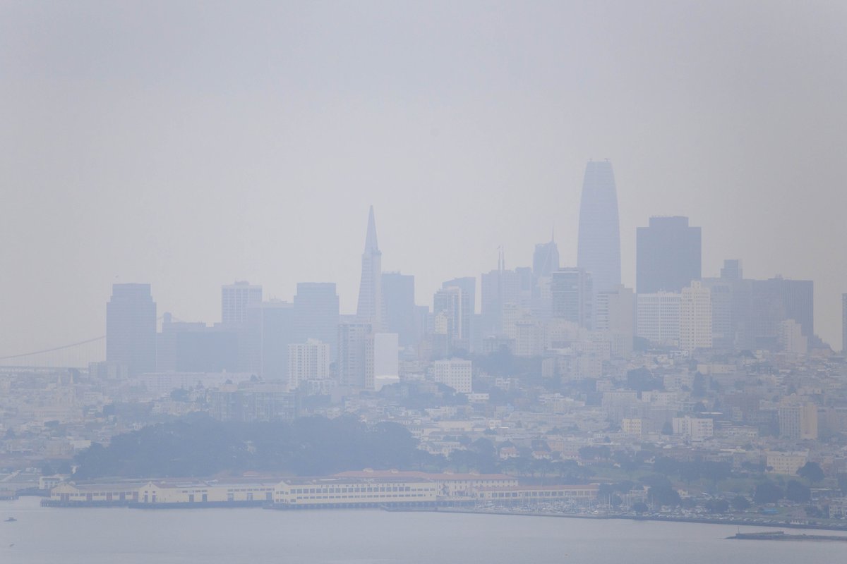 lelyceeSF's tweet photo. Due to the #wildfires, the air quality is severely impacted in the Bay Area. To keep our students staff and community safe, our campuses are closed today. Learning will switch remotely for the day and we will continue to monitor the air quality throughout the weekend. #LFSFCares https://t.co/8rSG0zuW38